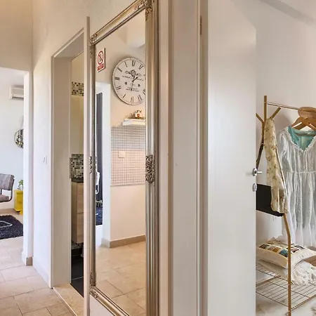 Marizella Apartament *